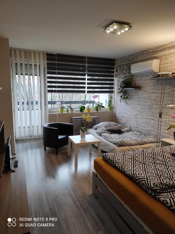Baross Apartman Kaposvár Exterior photo