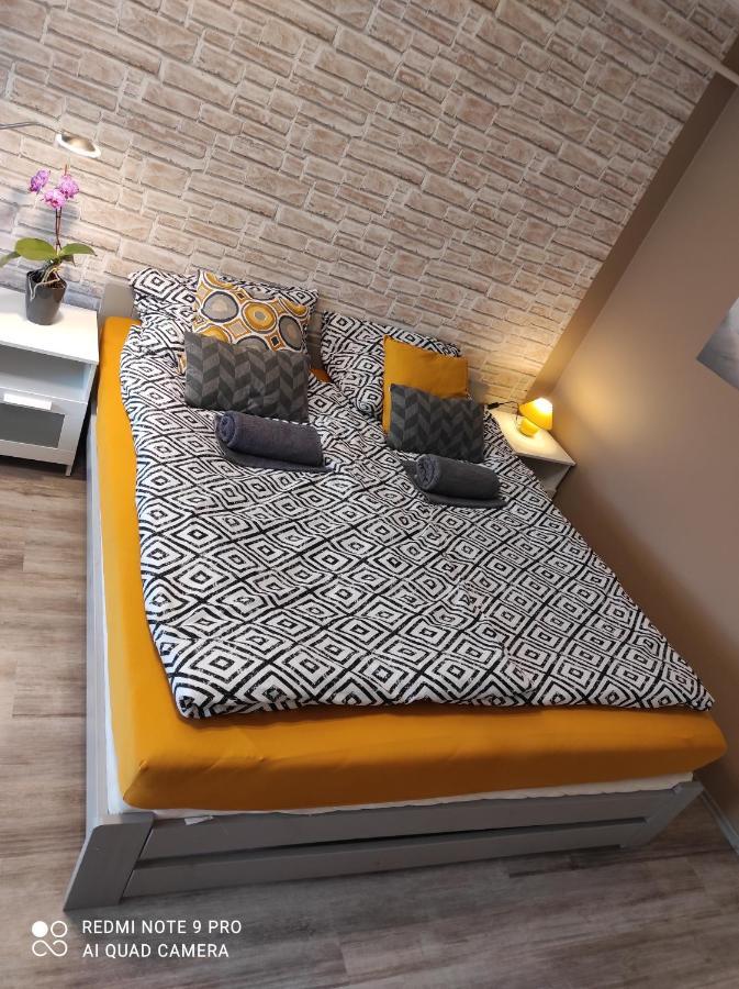 Baross Apartman Kaposvár Exterior photo