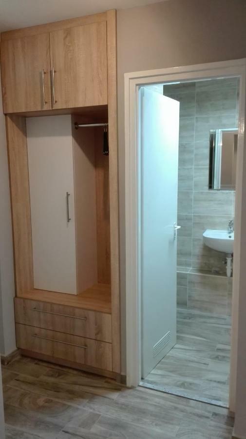 Baross Apartman Kaposvár Exterior photo